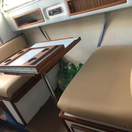 Hotel na wodzie Barco Tuareg