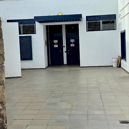 Botel Barco Tuareg Puerto Calero