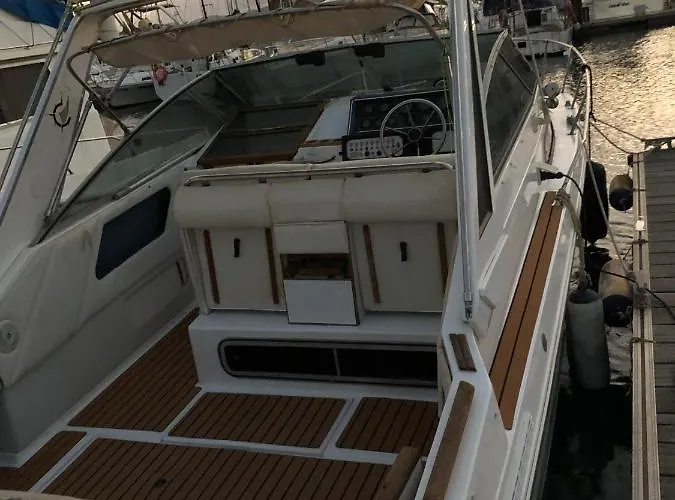 Barco Tuareg Ботель *