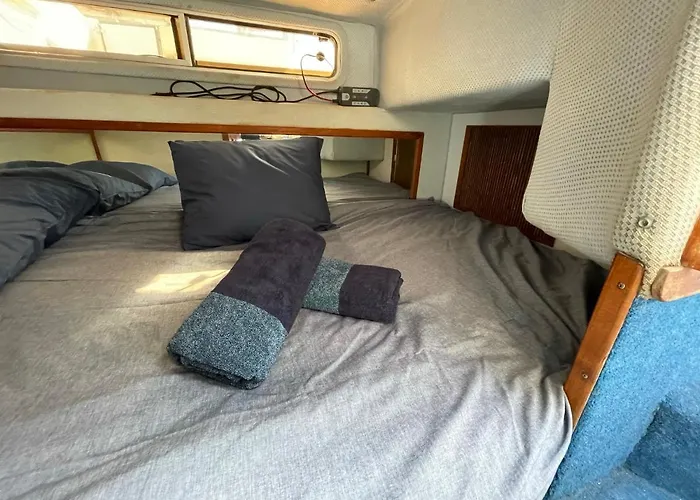 Botel Barco Tuareg Puerto Calero